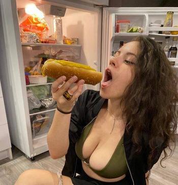 Emily, 27 Caucasian/White female escort, Prince George